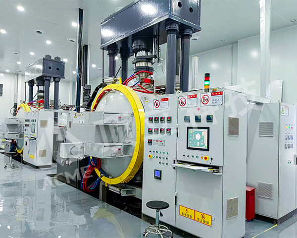 真空熱壓爐-頂立科技 (1).jpg